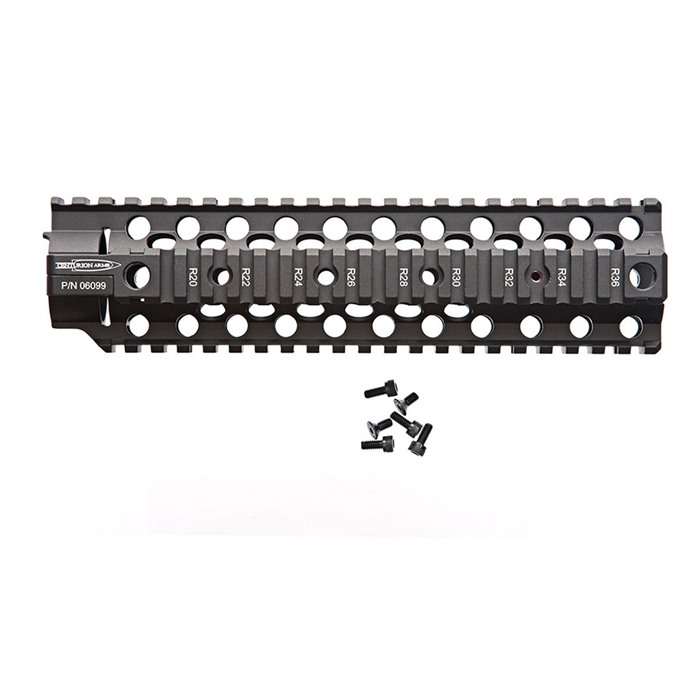 Centurion Arms 0609-9 AR-15/M16 C4 Rail System, Mid-Length 9"